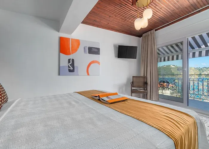 Megaron Skiathos Boutique Residence