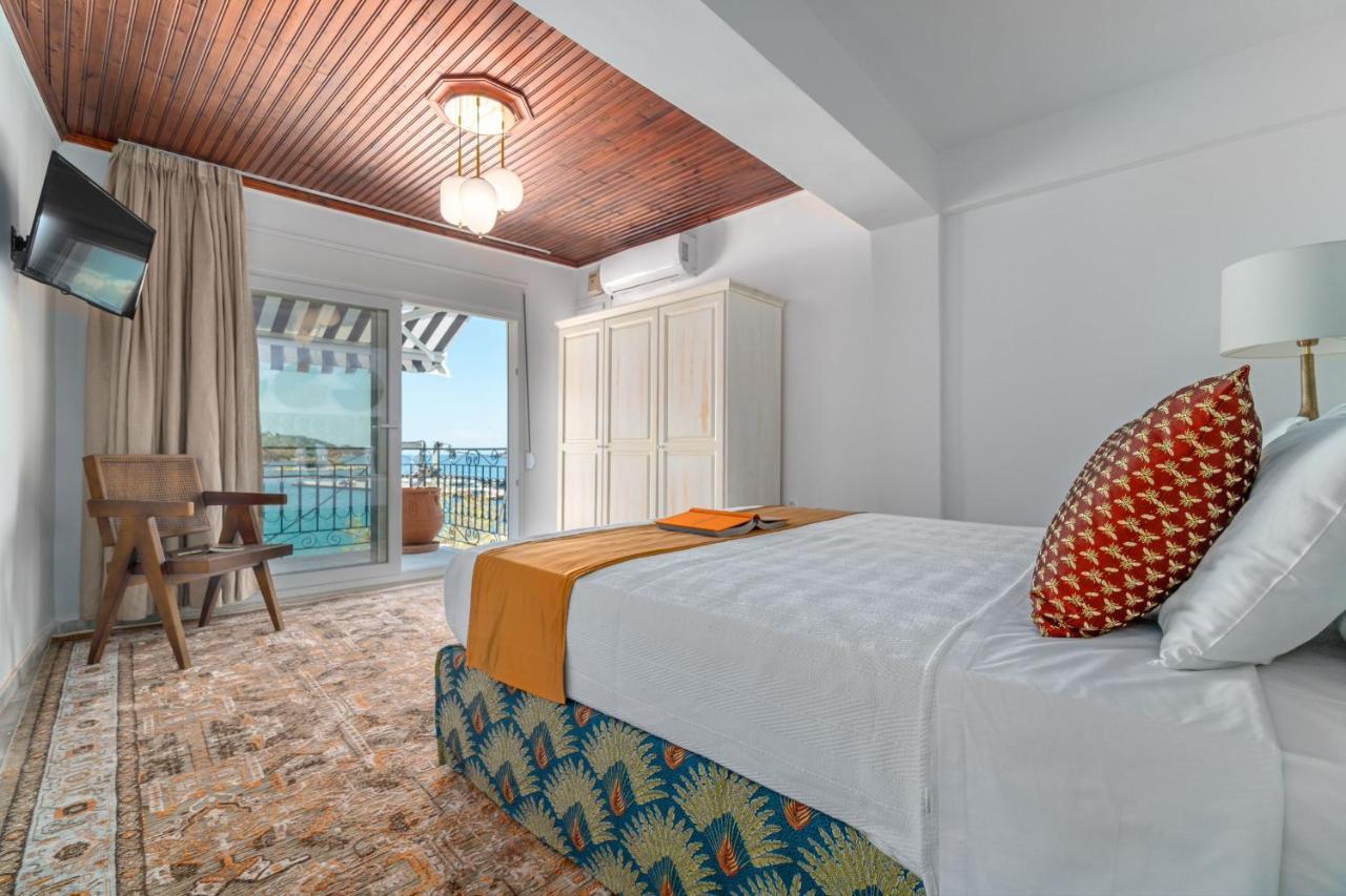 Megaron Boutique * Skiathos Town