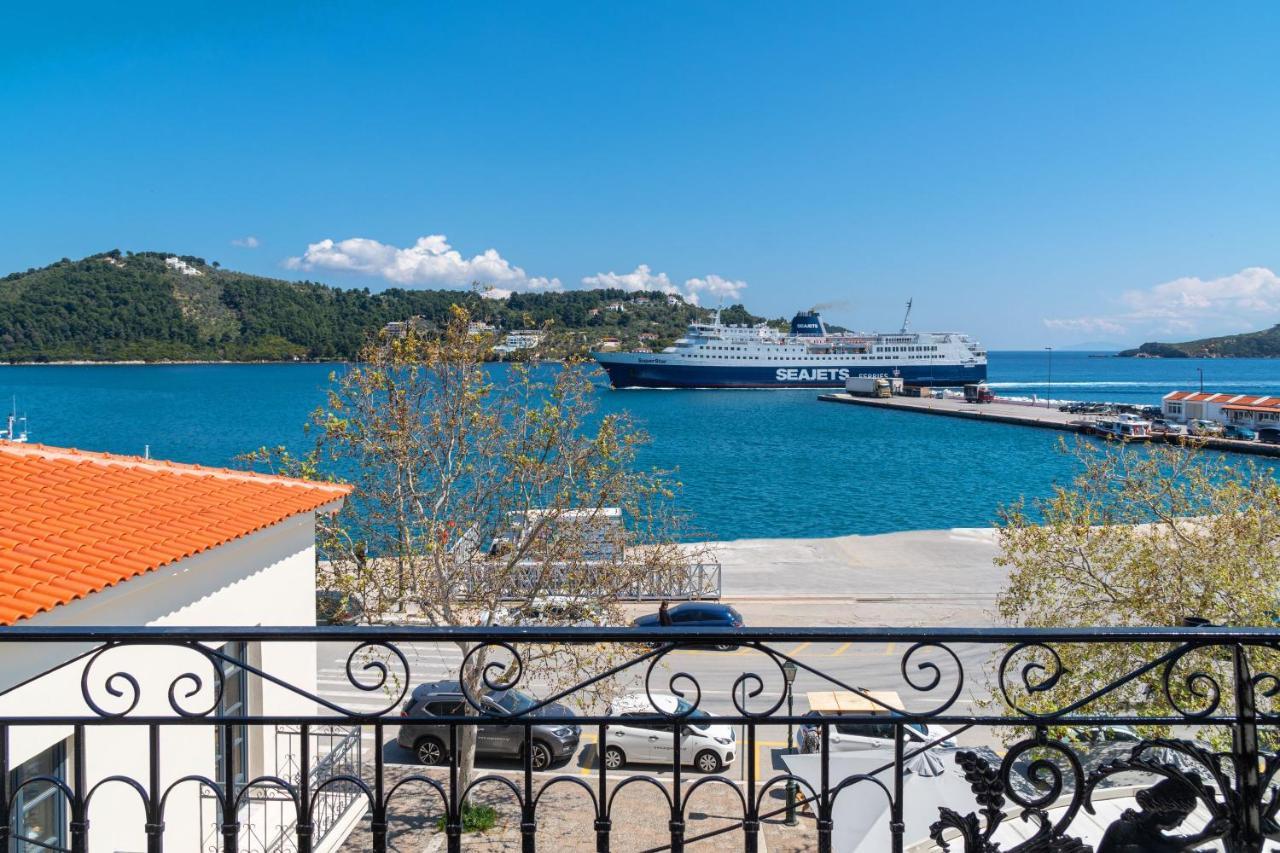 Apartment Megaron Boutique *